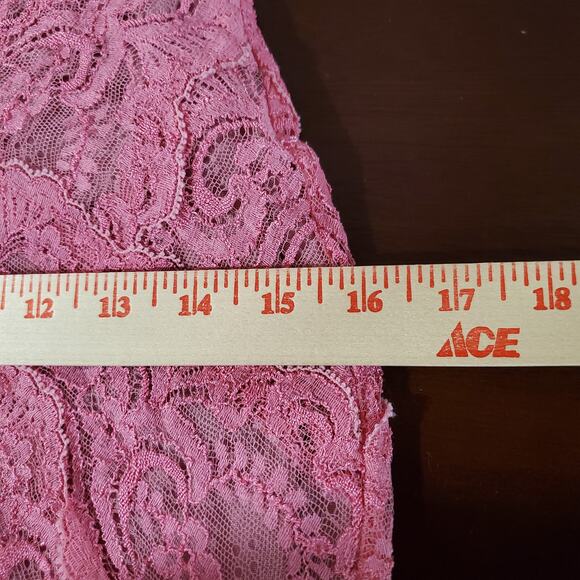 Vtg Nicole Miller Lace Square Neck Bodycon Sheath Dress size M Coquette Pink Y2K - Picture 12 of 13